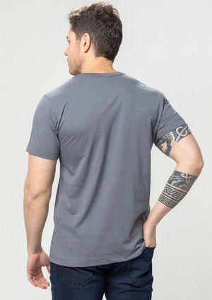 camiseta-basica-masculina-decote-v-chumbo-pauapique-4296-v