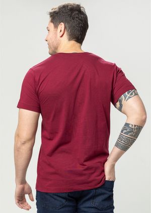 camiseta-basica-masculina-decote-v-vinho-pauapique-4296-v